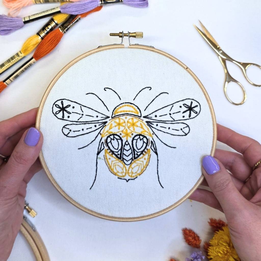6 Inch Paisley Bee Hoop Kit
