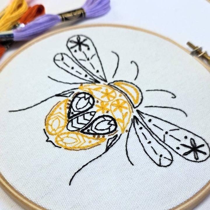 6 Inch Paisley Bee Hoop Kit