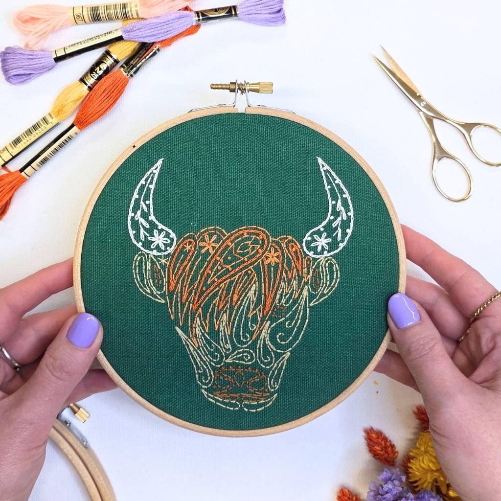 6 Inch Paisley Highland Coo Hoop Kit