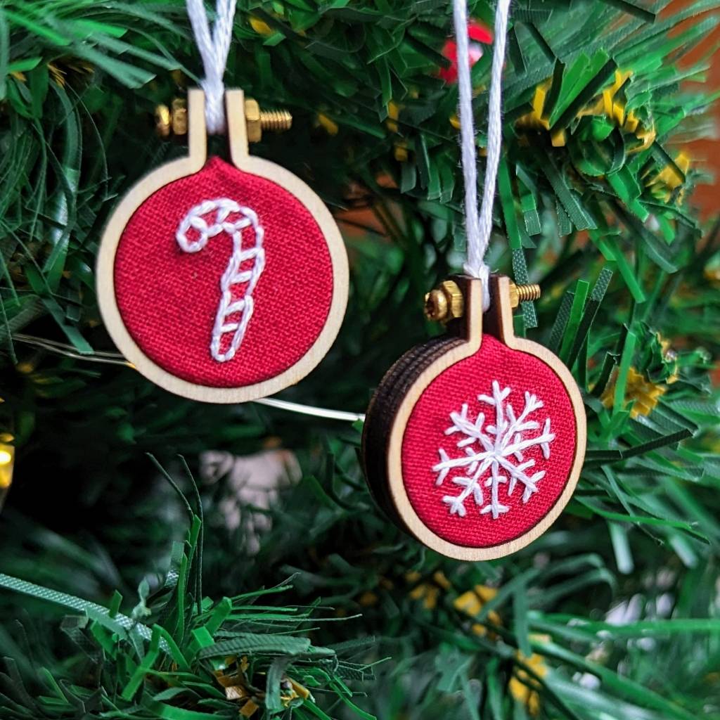 Christmas Baublitos Embroidery Set