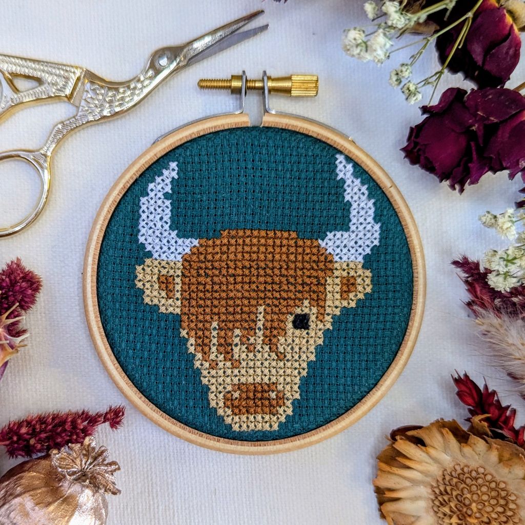 Highland Coo Cross Stitch Kit