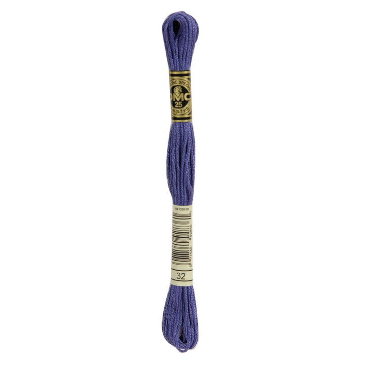 One skein of DMC Mouliné Stranded Cotton thread Colour code 32