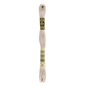 One skein of DMC Mouliné Stranded Cotton thread Colour code 5