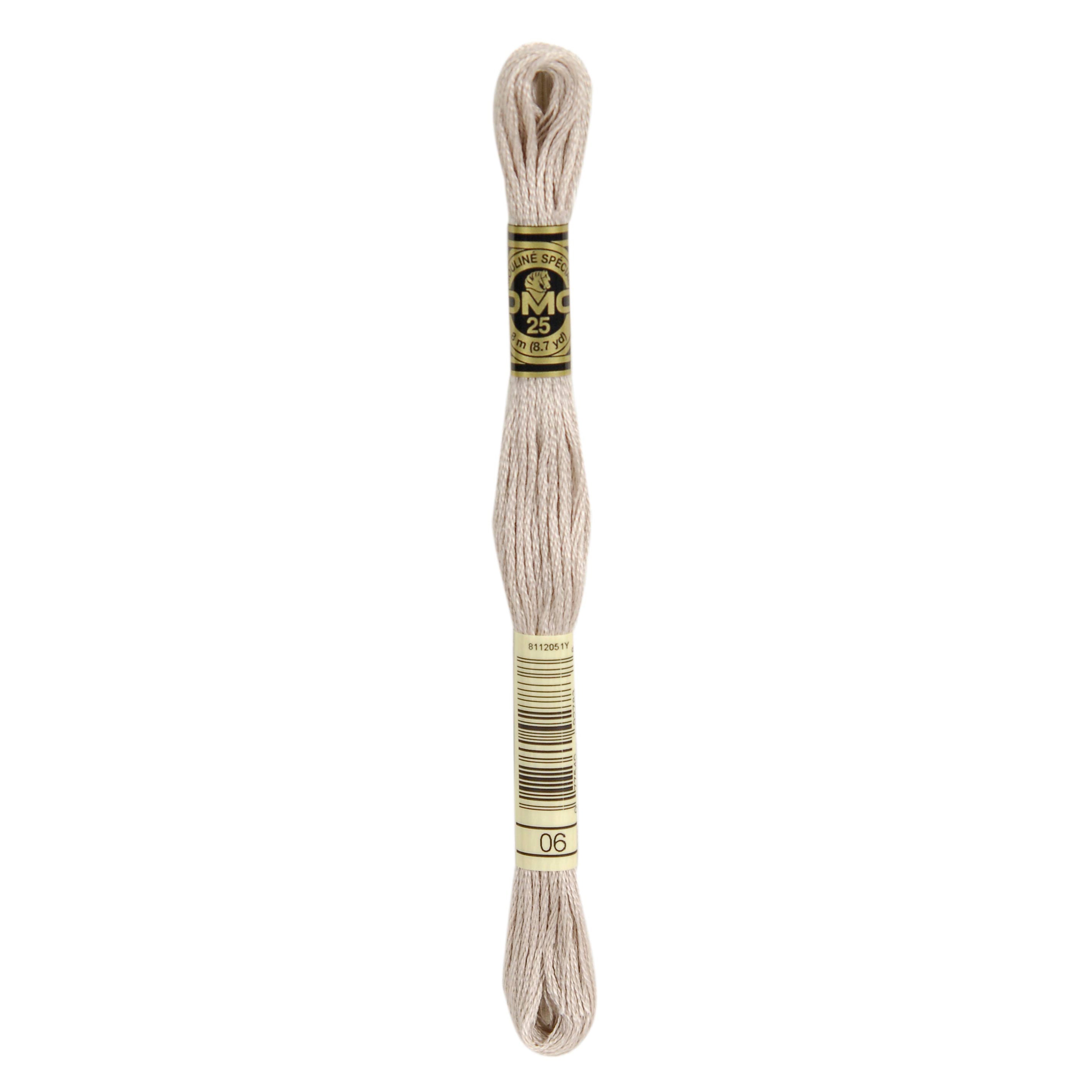 One skein of DMC Mouliné Stranded Cotton thread Colour code 6
