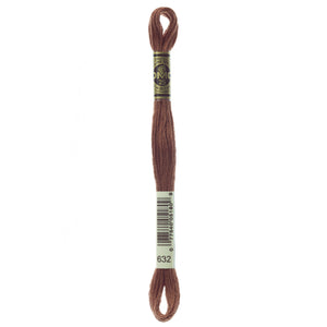 One skein of DMC Mouliné Stranded Cotton thread Colour code 632