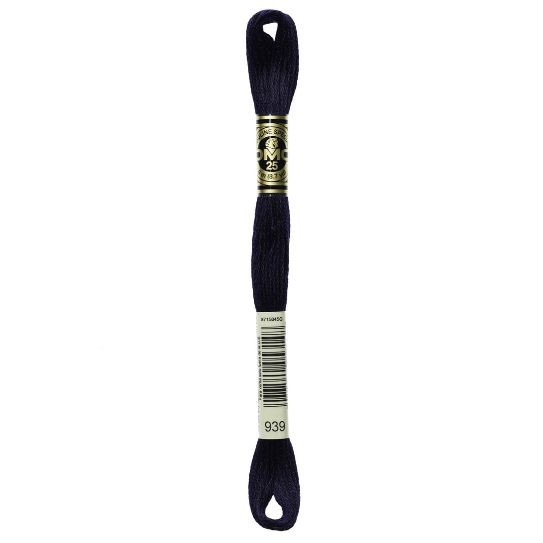 One skein of DMC Mouliné Stranded Cotton thread Colour code 939
