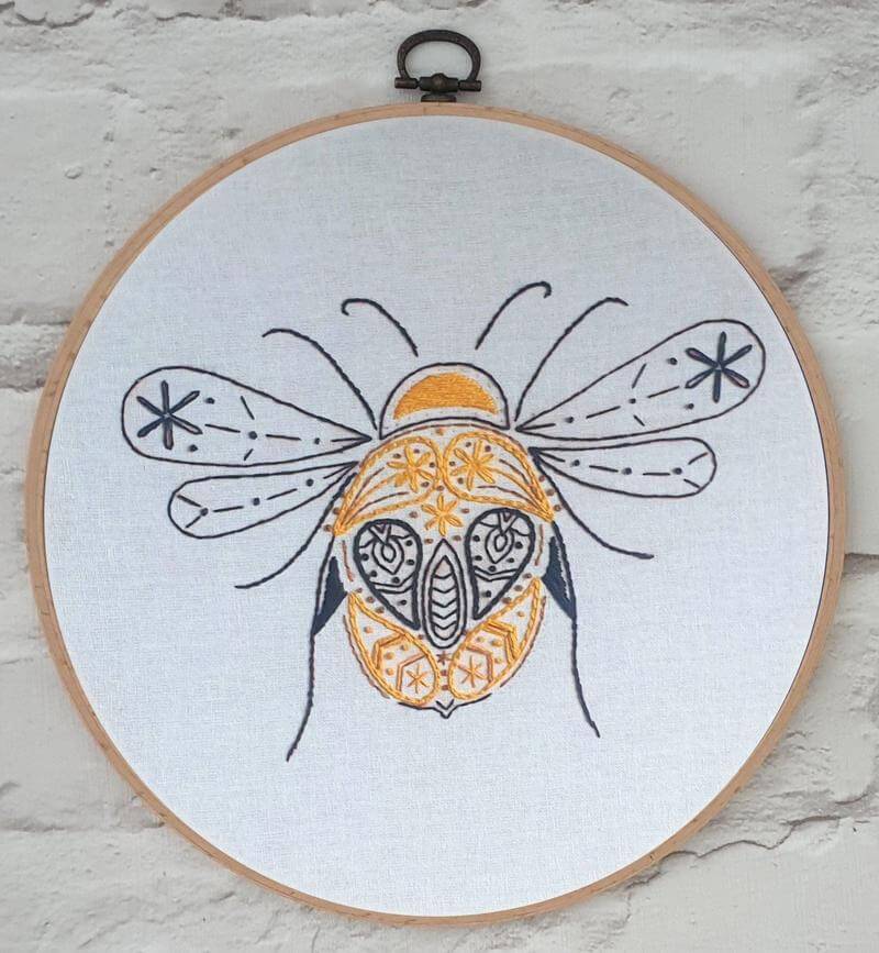 Paraffle Embroidery Cushion Embroidery Kit Bee Cushion Kit & Pattern