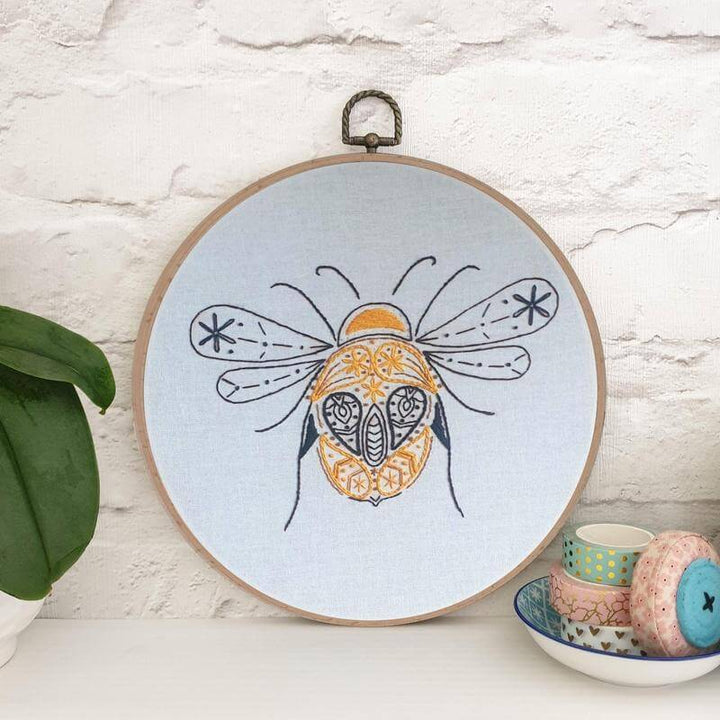 Paraffle Embroidery Pattern Bee Embroidery Pattern