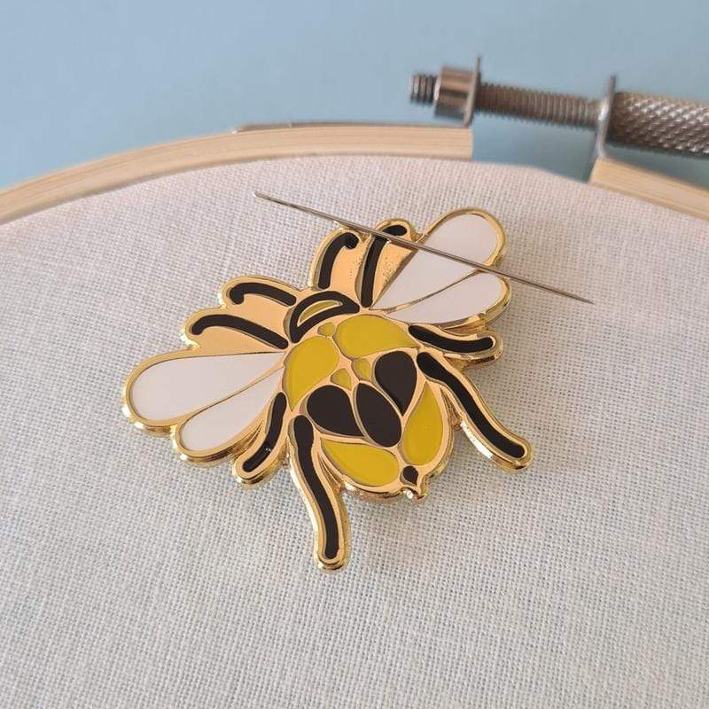 Paraffle Embroidery Supplies & Accessories Bee Magnetic Needle Minder