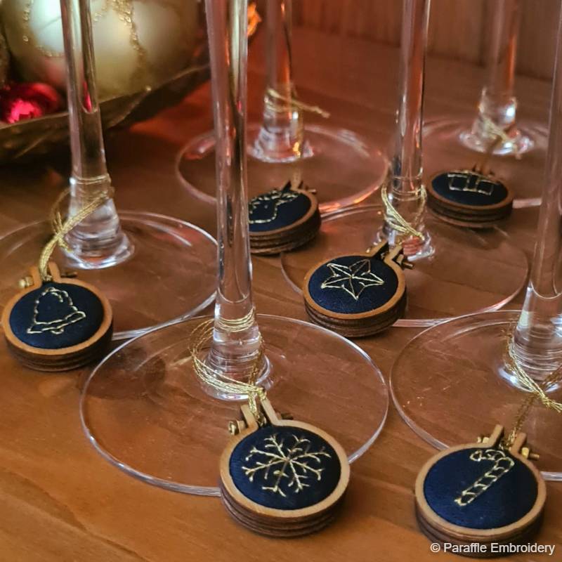 Christmas Wine Charm Embroidery Set