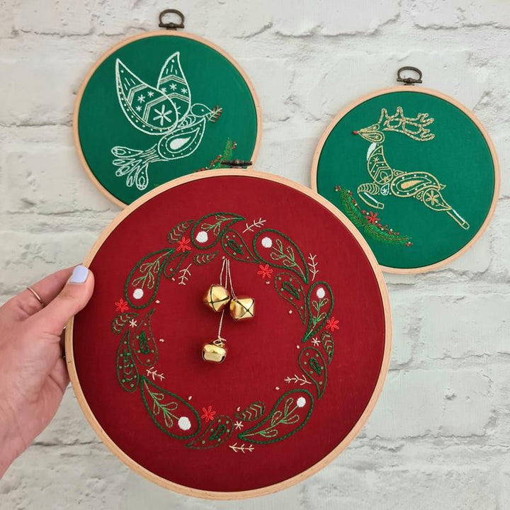 Paraffle Embroidery Pattern Christmas Wreath Embroidery Pattern